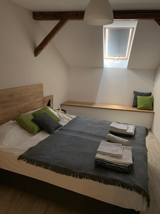 Vatus Apartmanhaz Vác Eksteriør billede