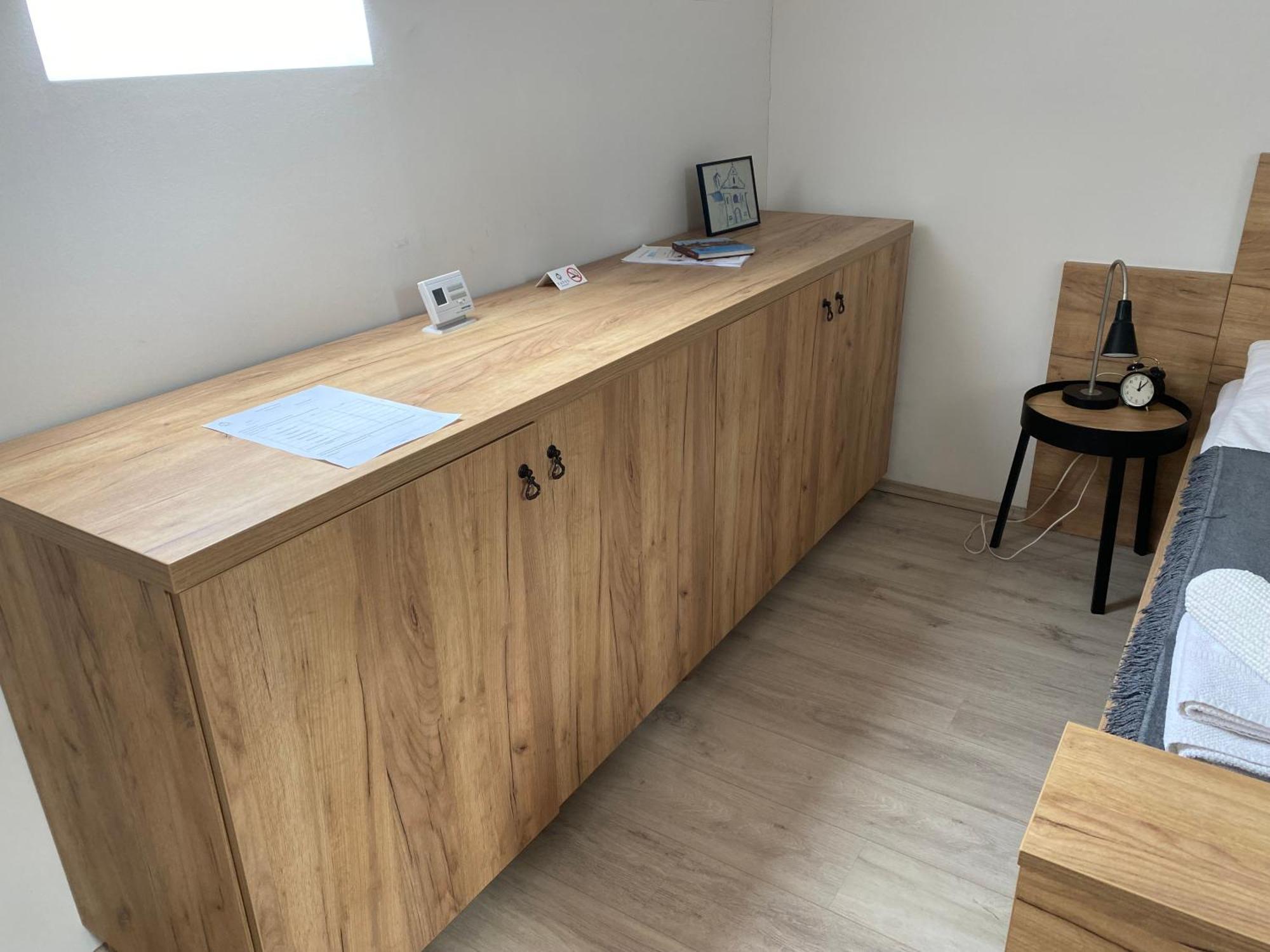 Vatus Apartmanhaz Vác Eksteriør billede